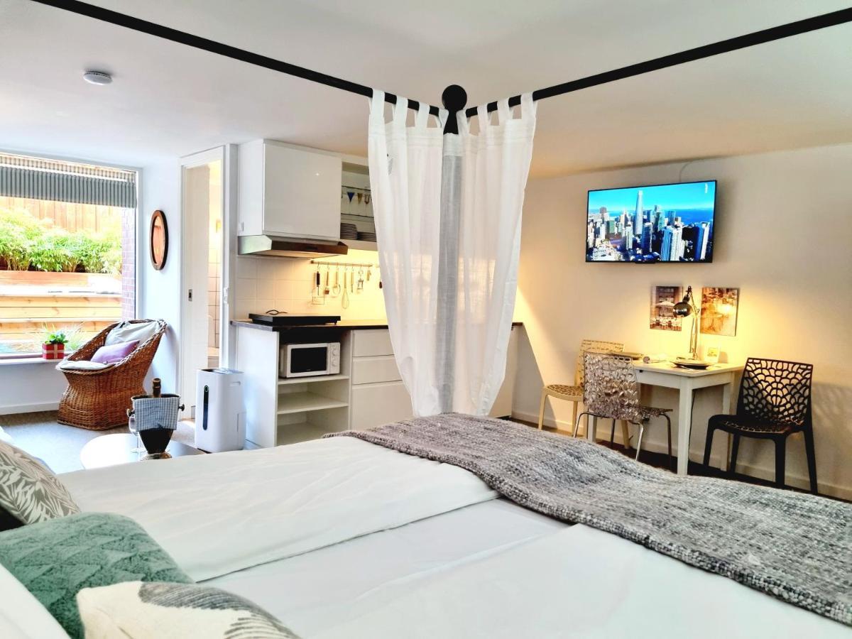 Neptun Studio-Apartment With Terrace. Copenhagen Luaran gambar